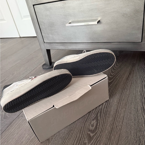 Golden Goose Ballstar Metallic! Brand New! - Picture 3 of 12